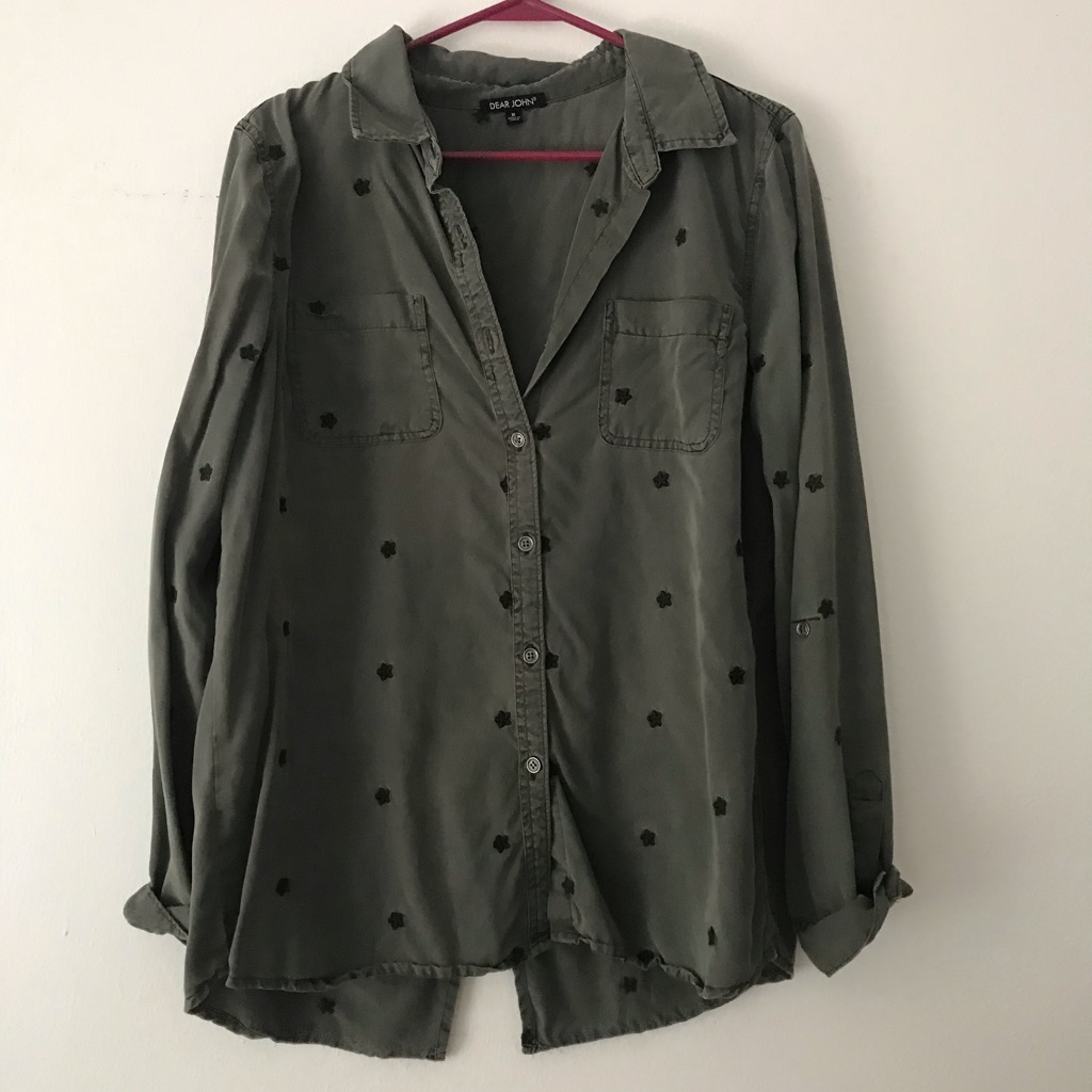 [Dear John] Open Back Button Down